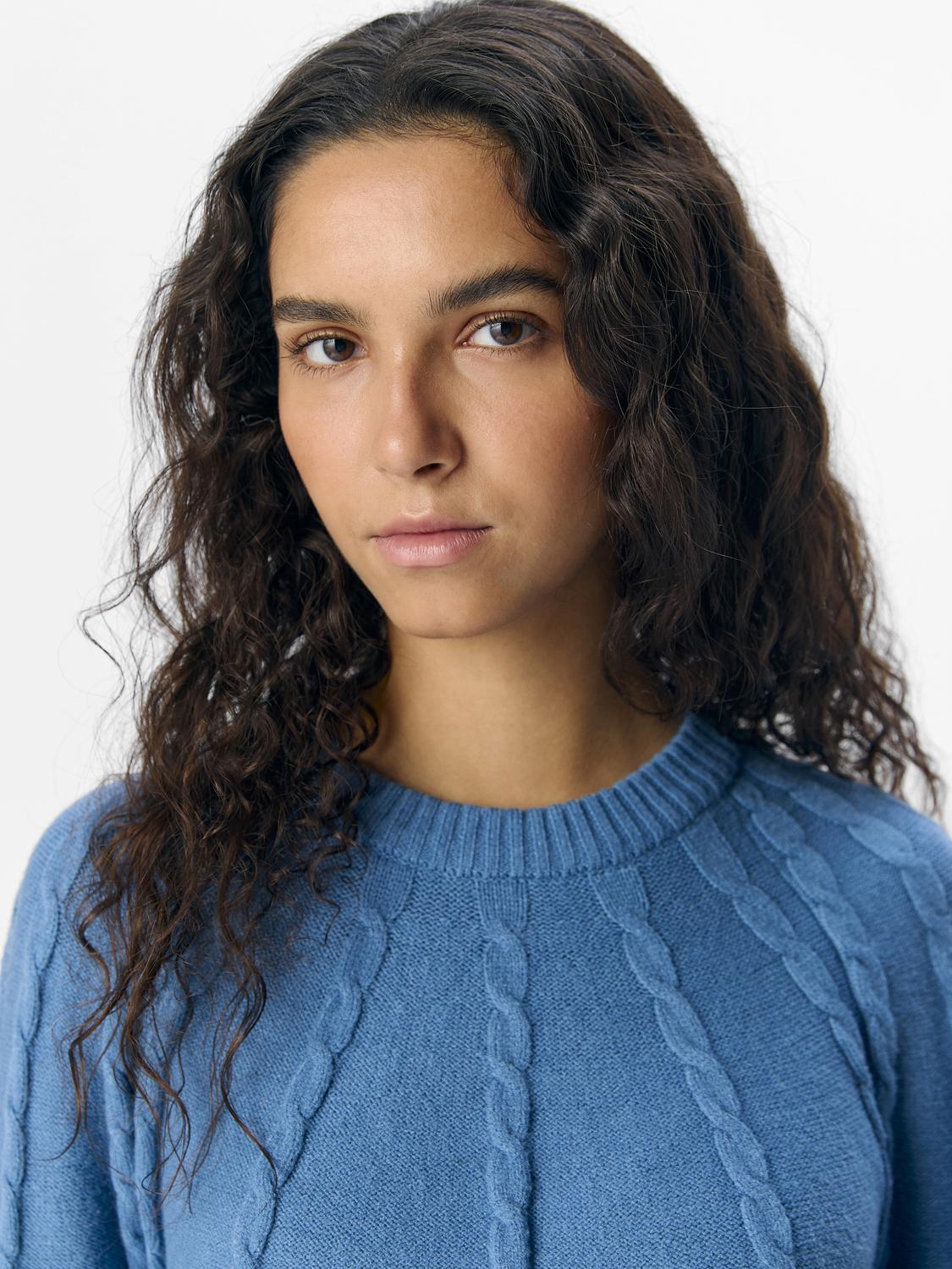 model_shot-detail