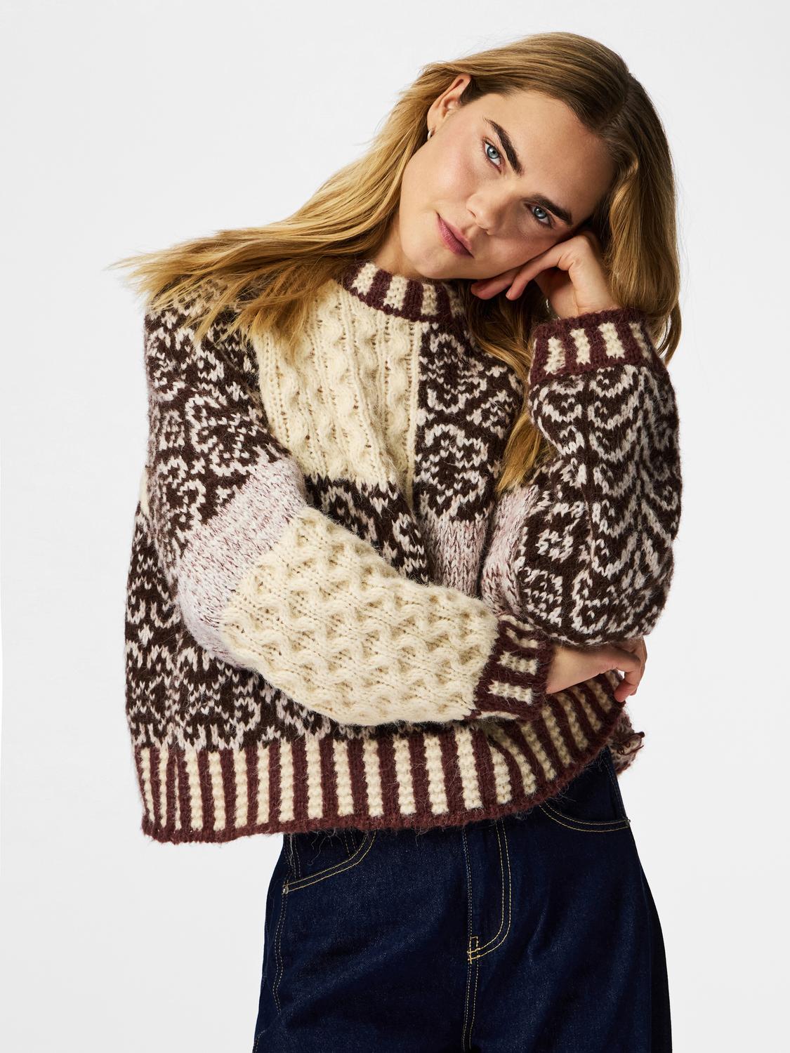 model_shot-front