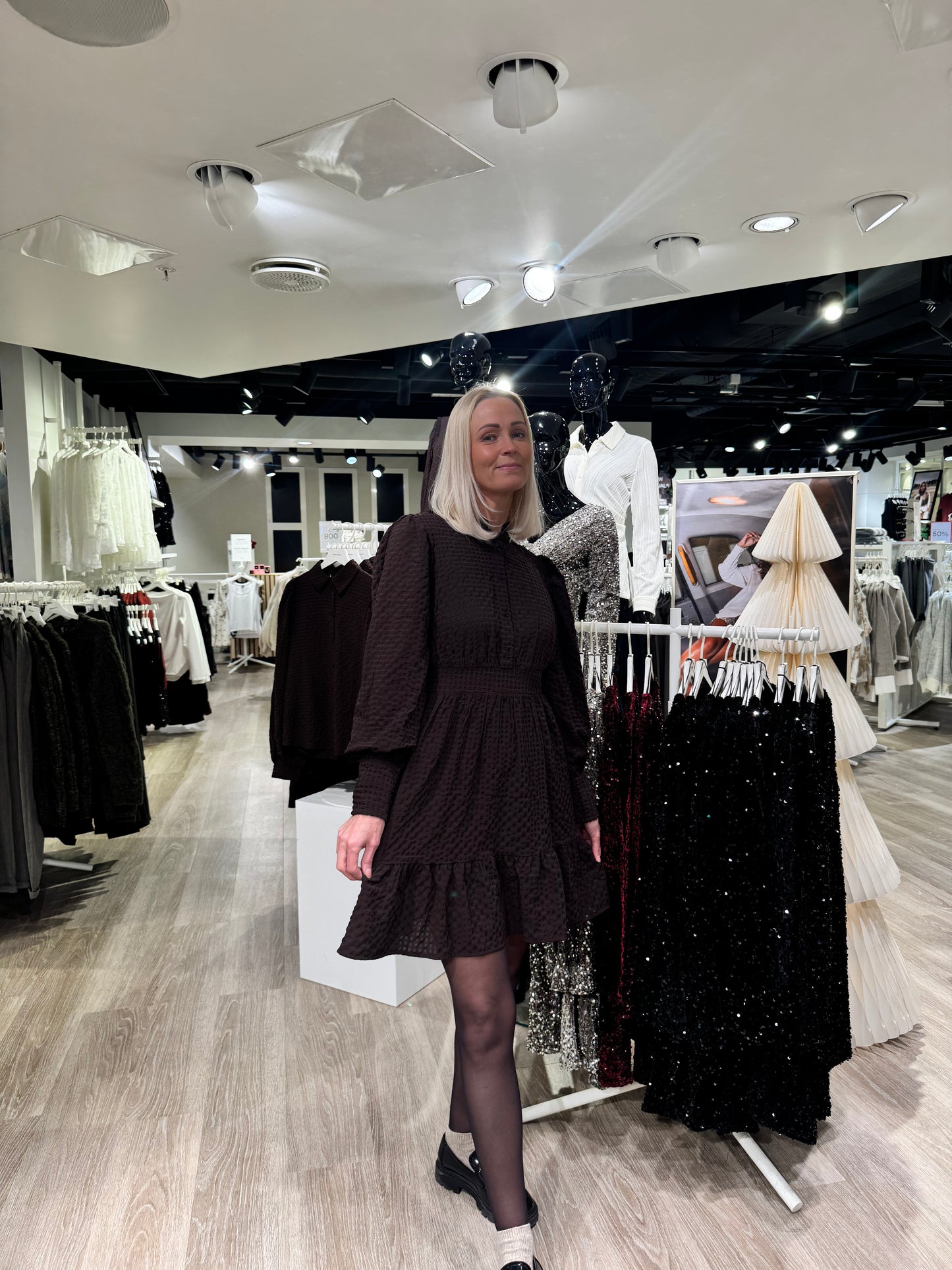 AWNOELLE Short Dress - Chocolate Torte