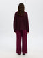 model_shot-back