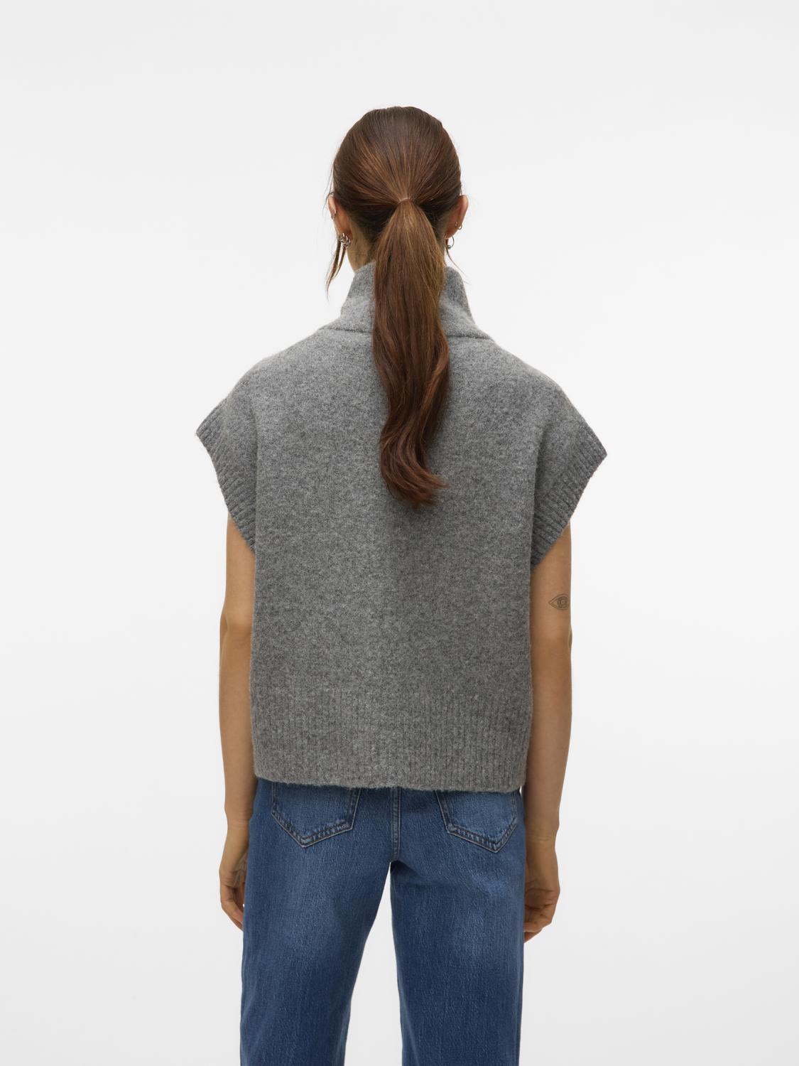 model_shot-back