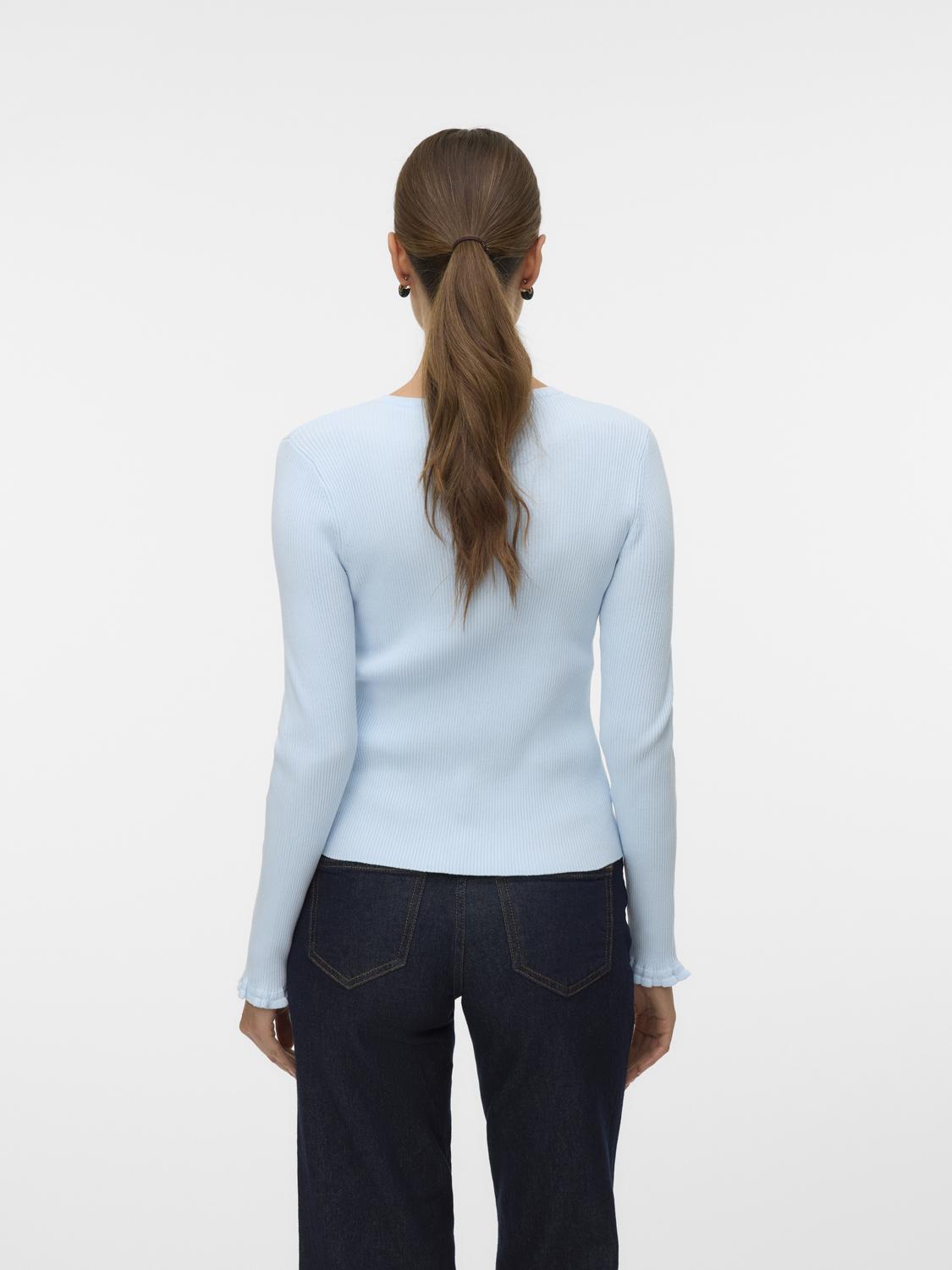 model_shot-back