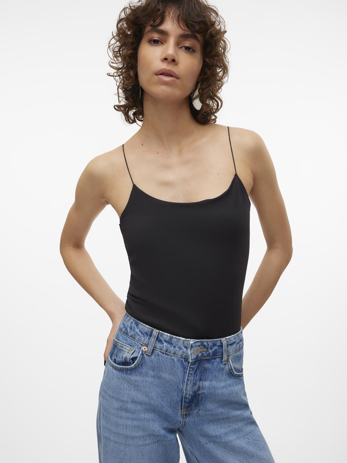 model_shot-detail
