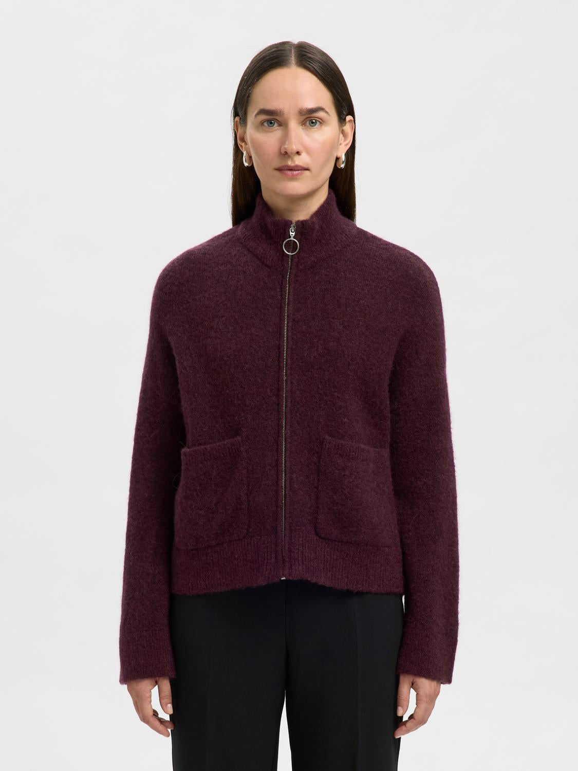 model_shot-front