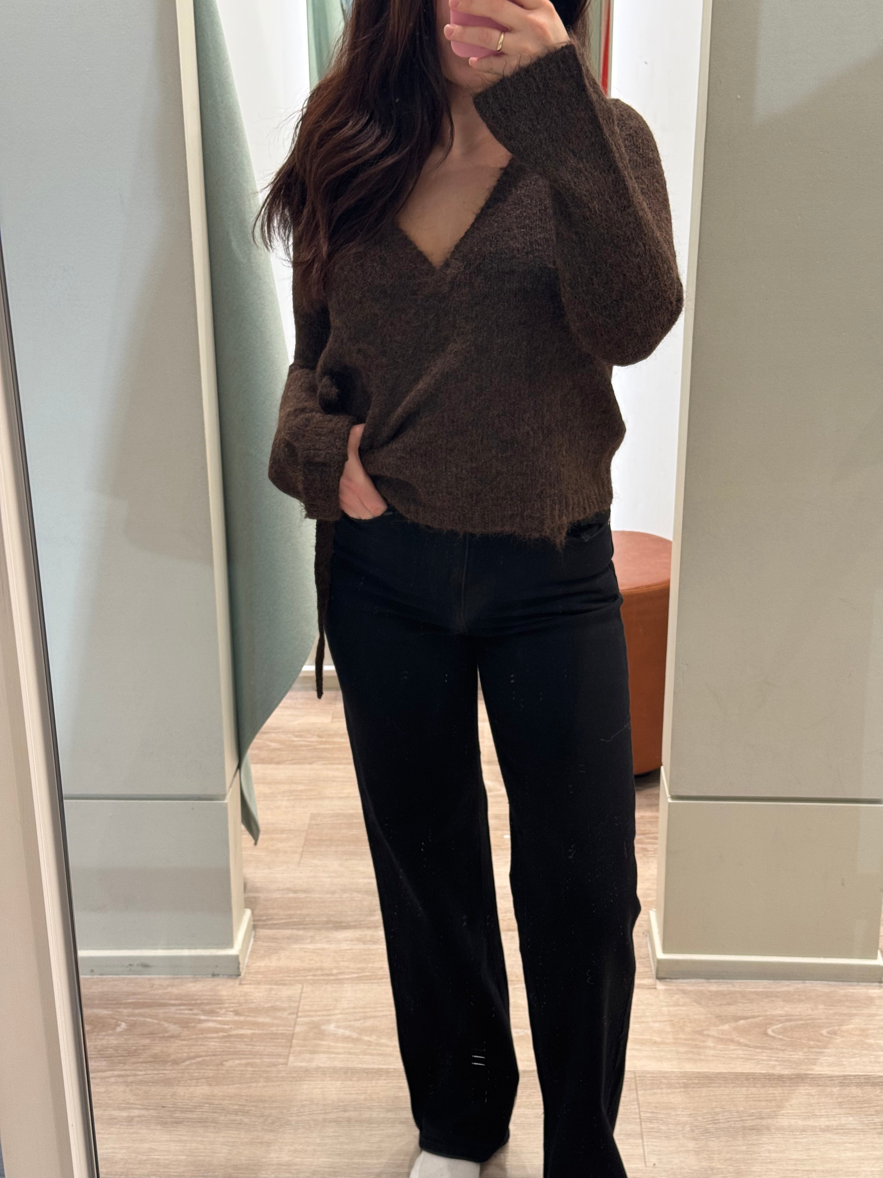 NMSUTTON Knit Top - Delicioso