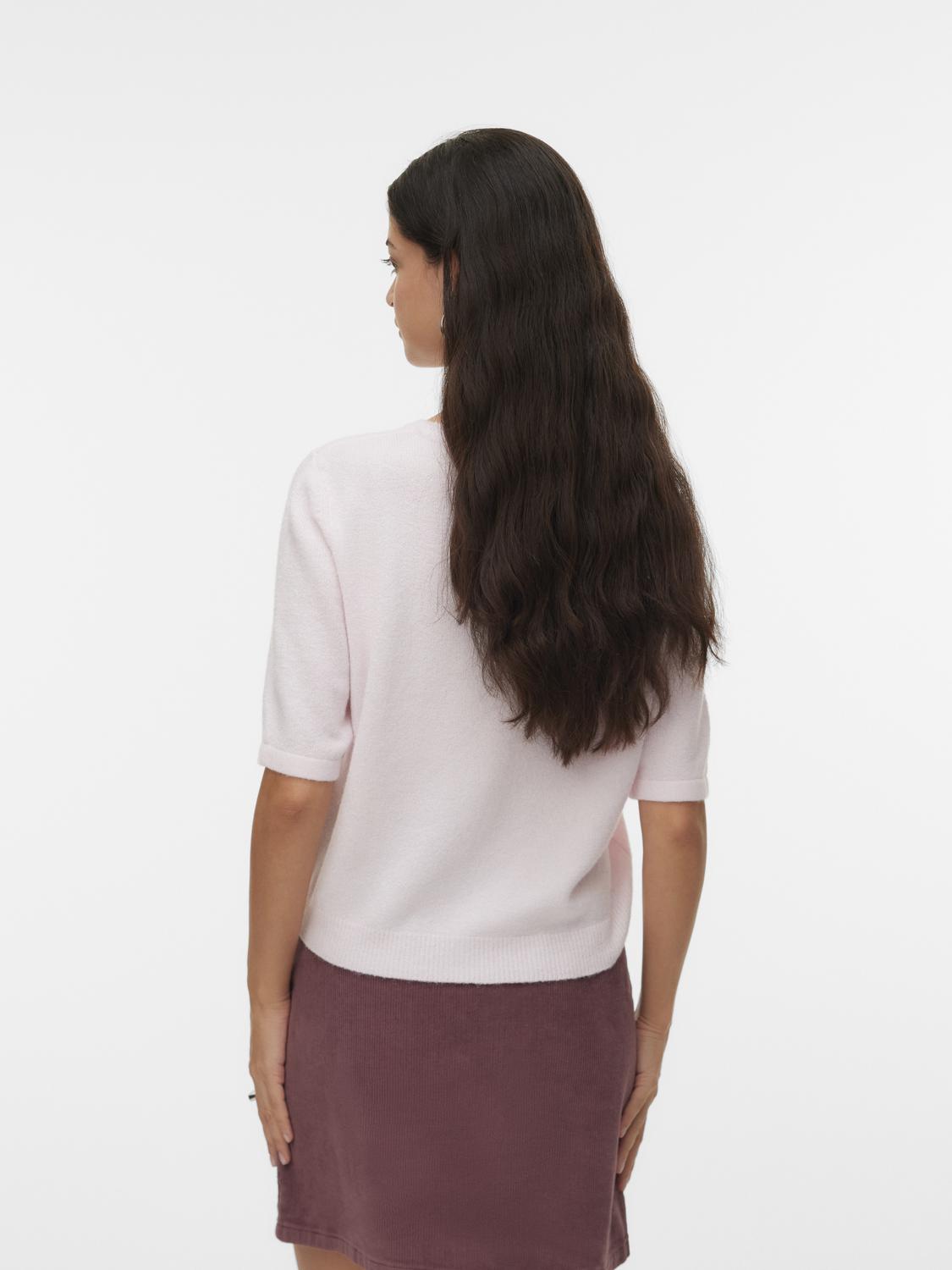 model_shot-back