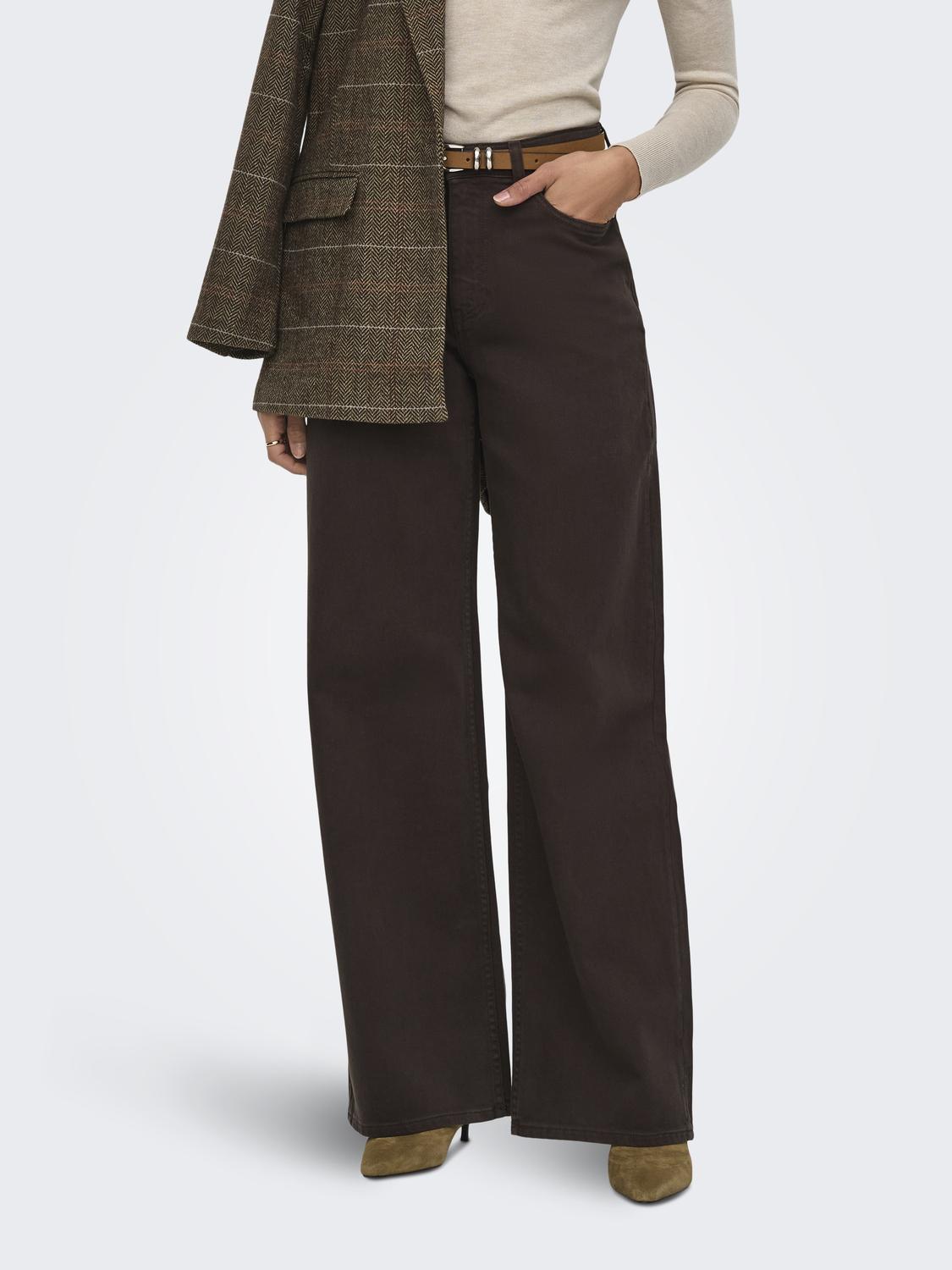 model_shot-front