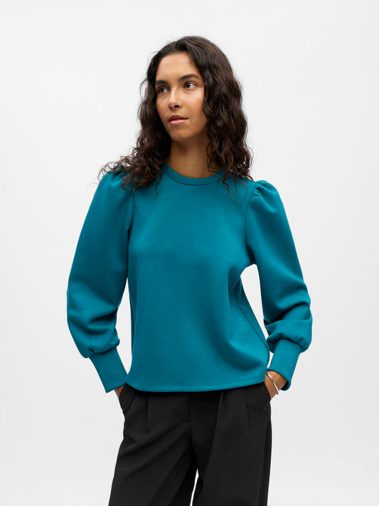 model_shot-front