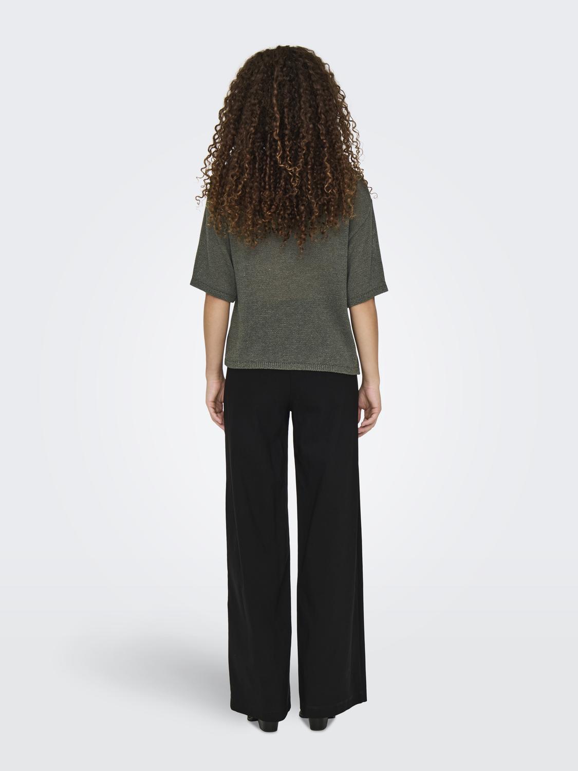 model_shot-back