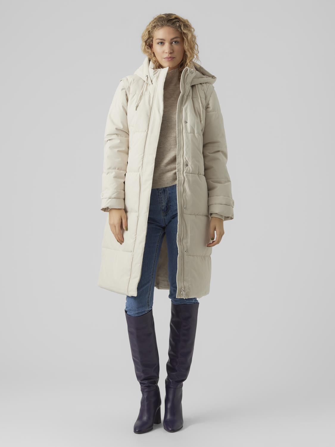 model_shot-front_full