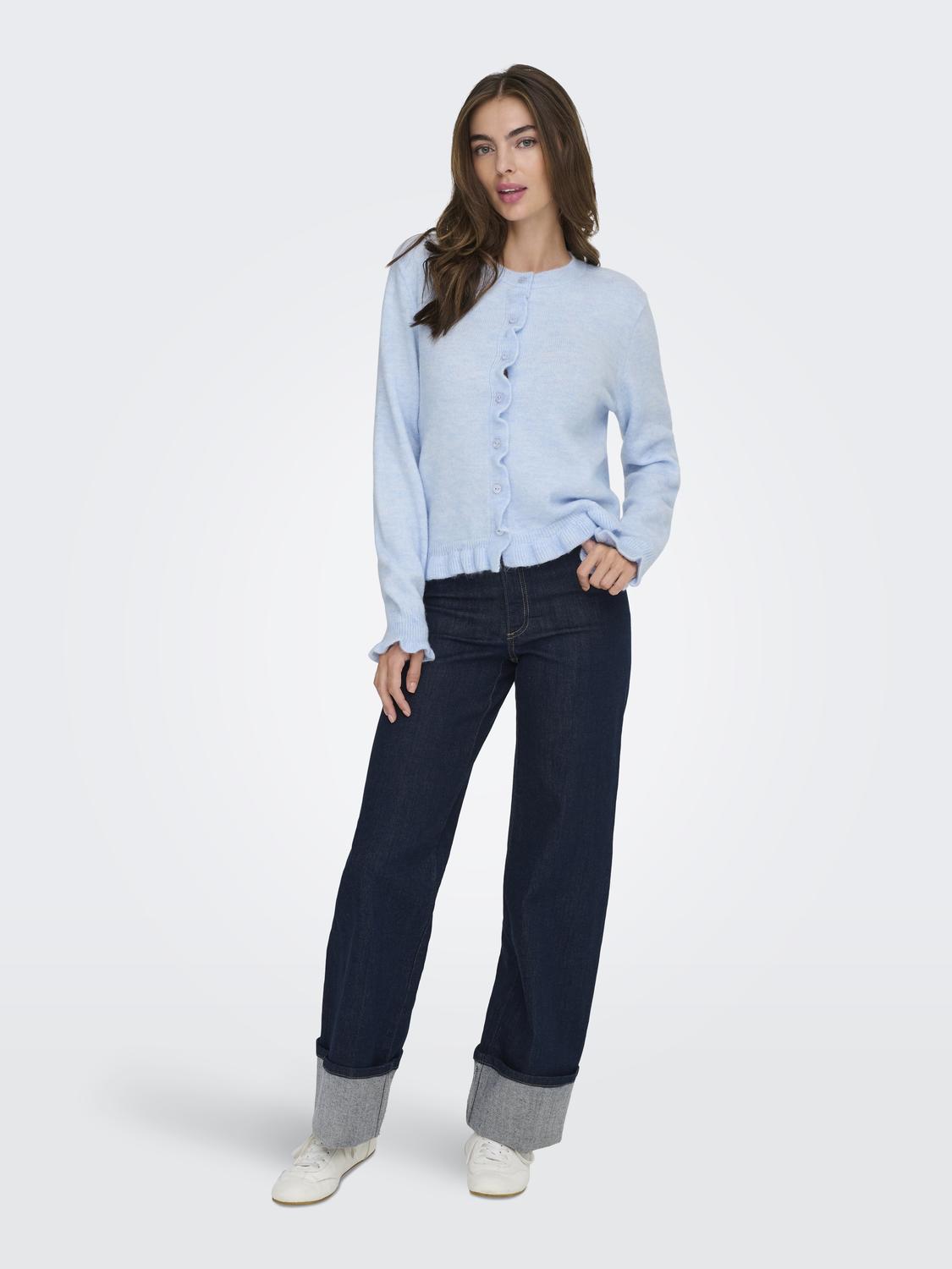 model_shot-front_full