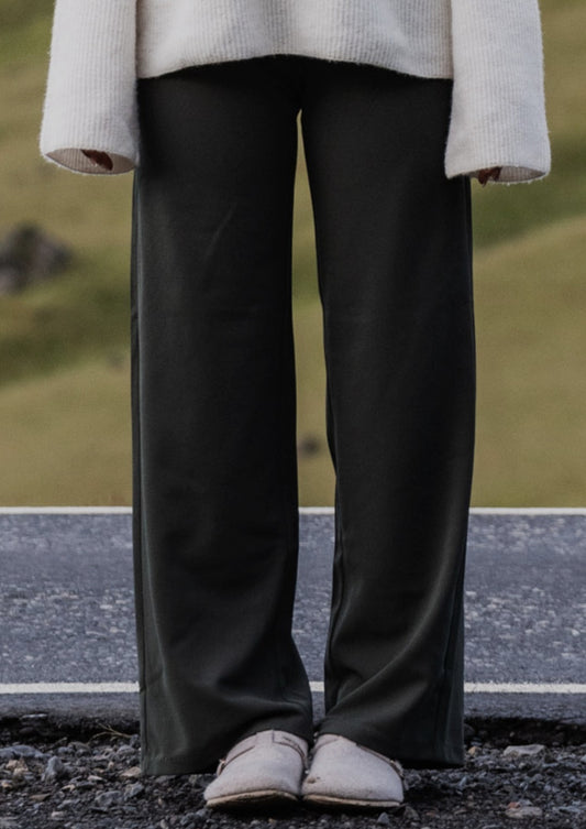 VMBERLIN Trousers - Black