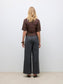model_shot-back