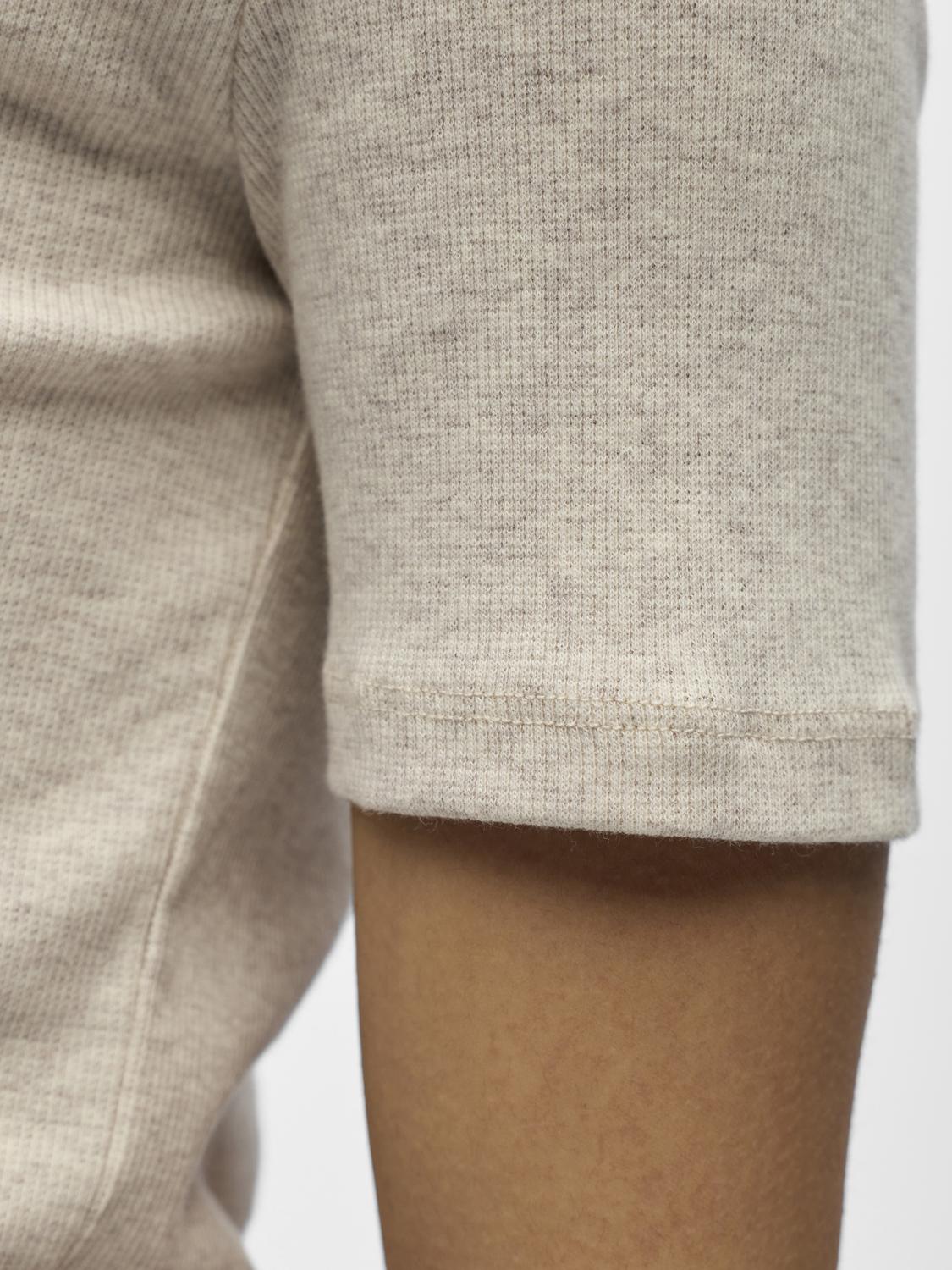 model_shot-detail