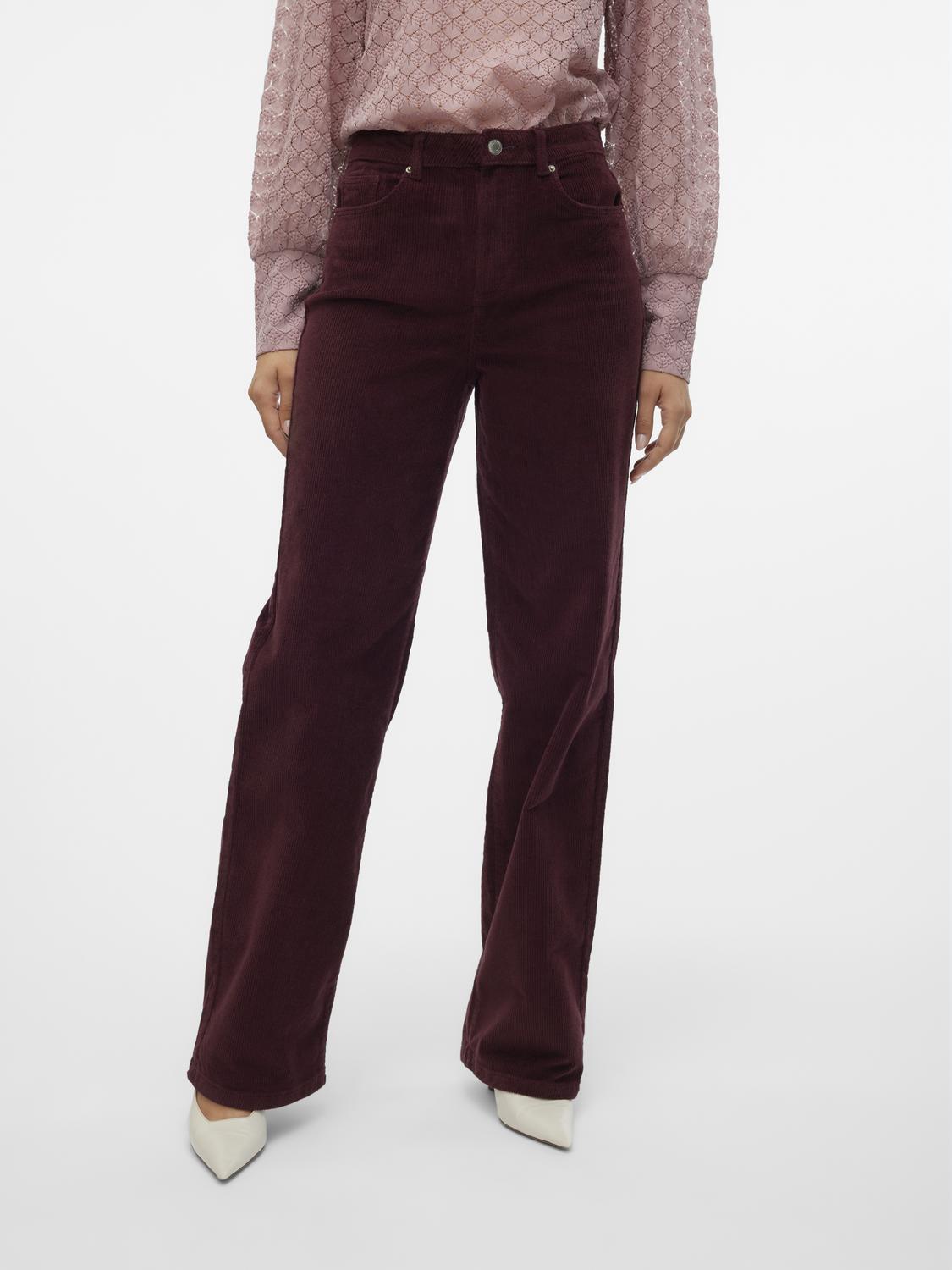 model_shot-front