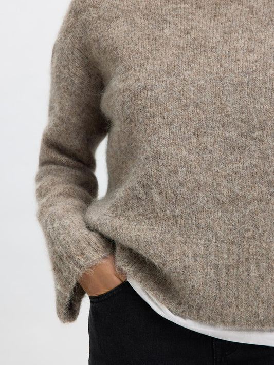 model_shot-detail