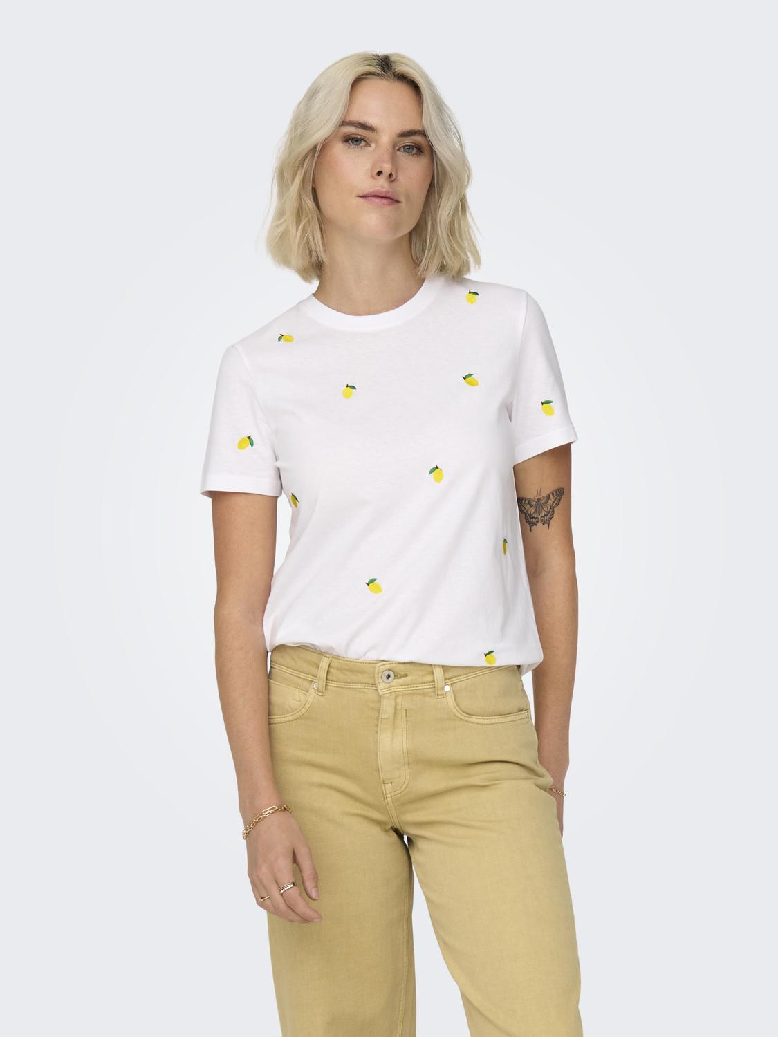 model_shot-front