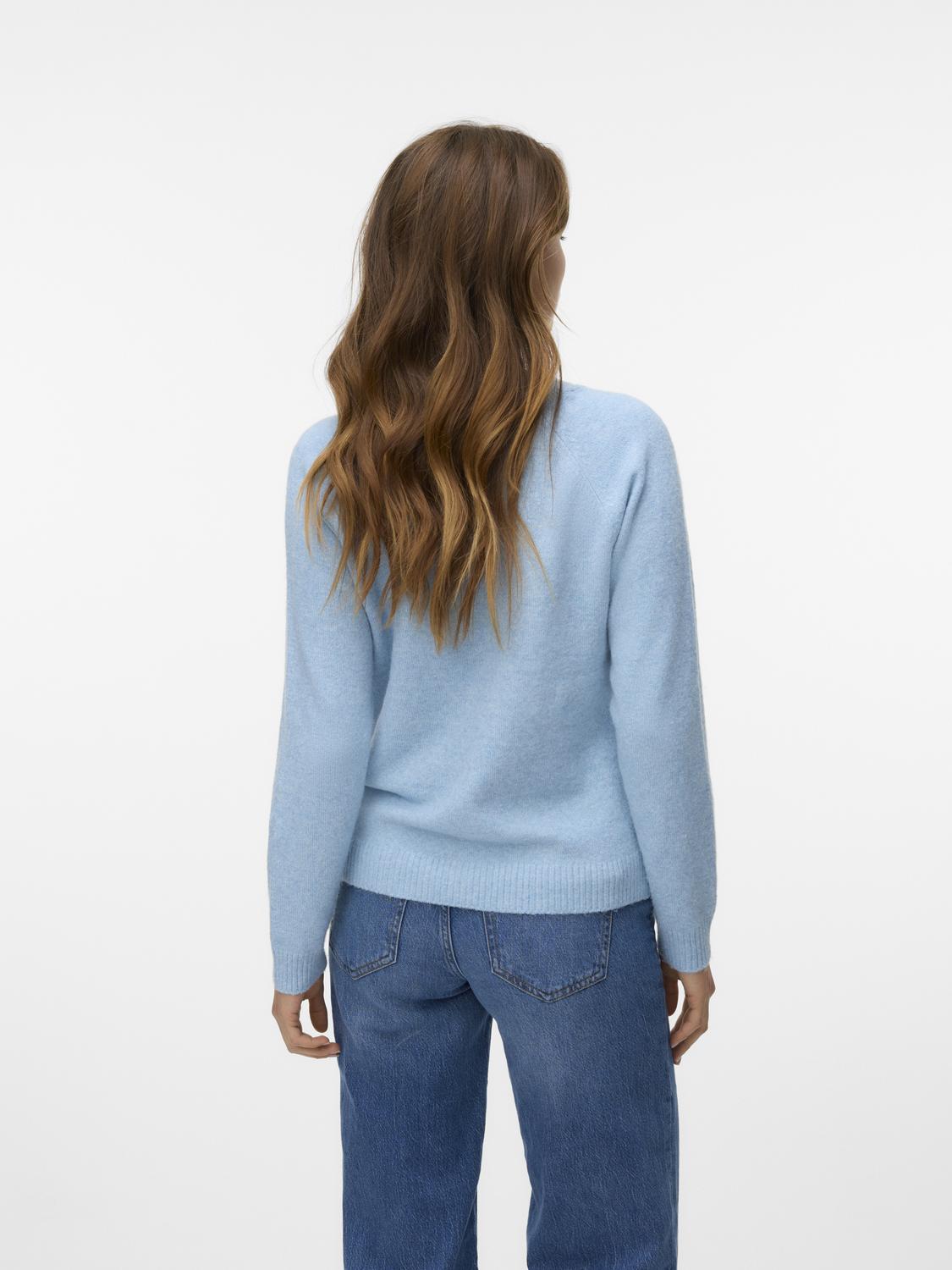 model_shot-back