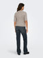 model_shot-back