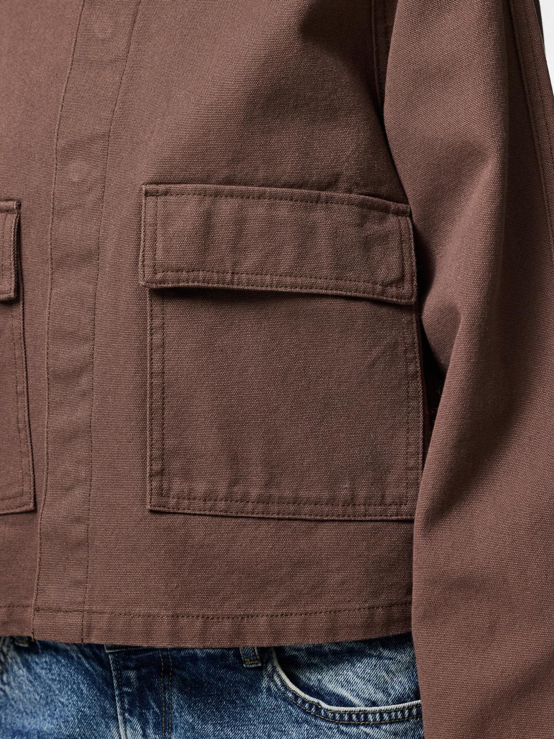model_shot-detail