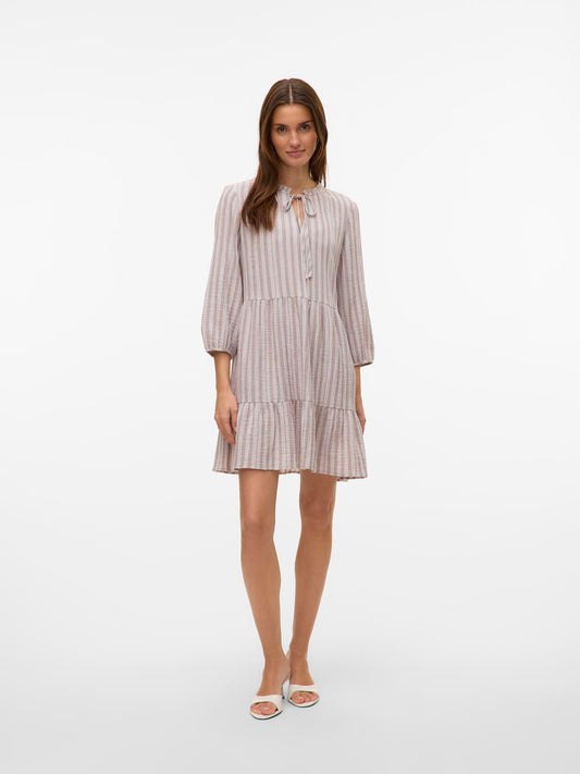 model_shot-front_full