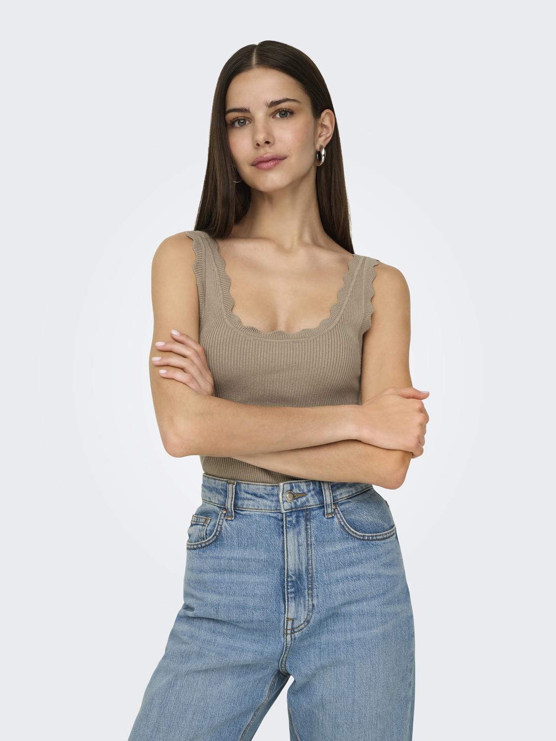model_shot-detail