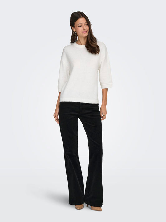 model_shot-front_full