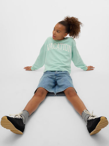 model_shot-creative