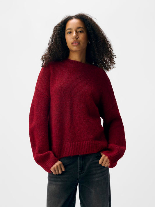 model_shot-front