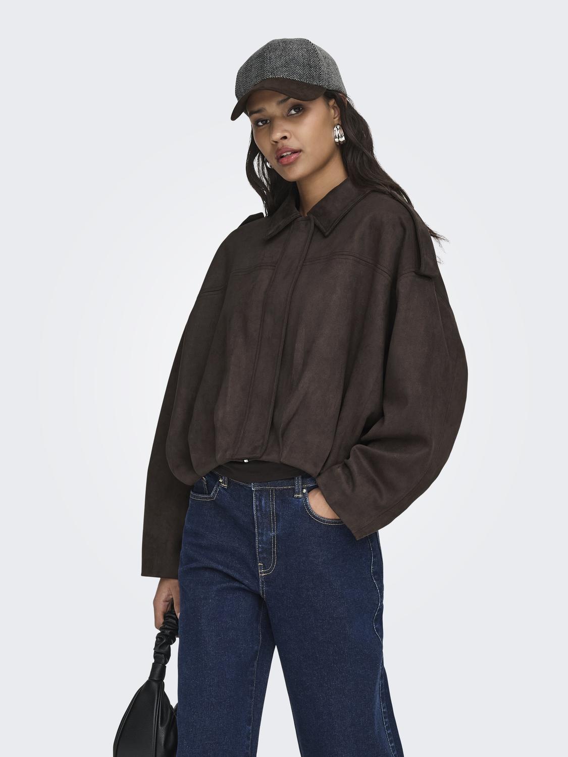 model_shot-front