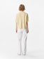model_shot-back