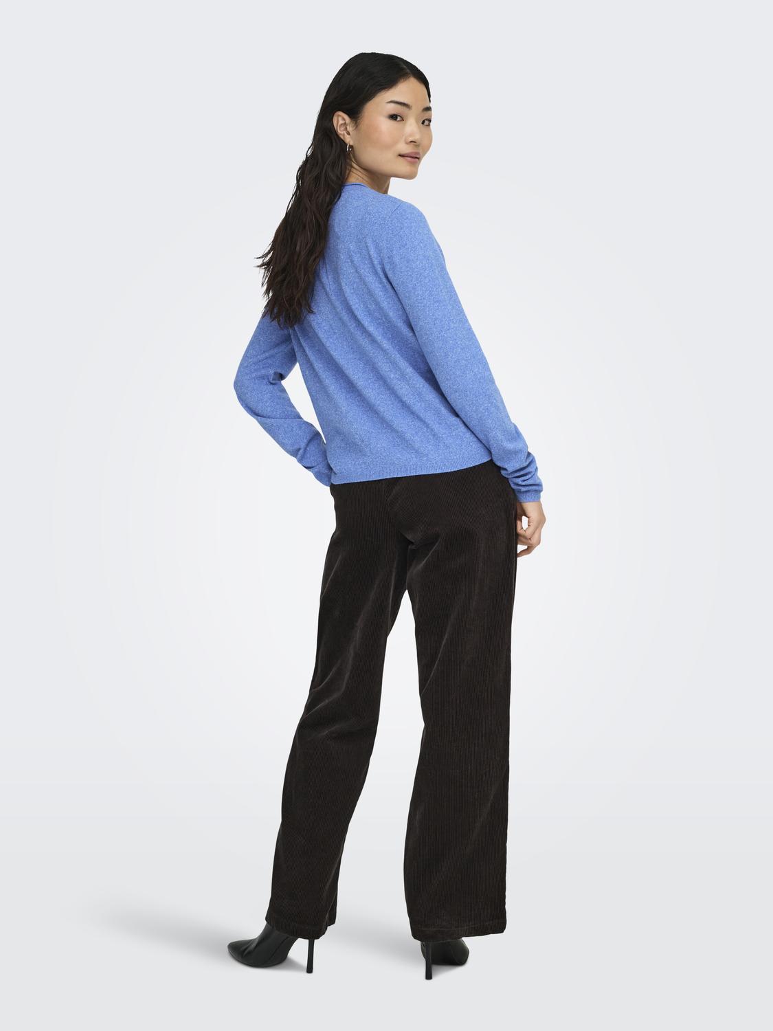 model_shot-back