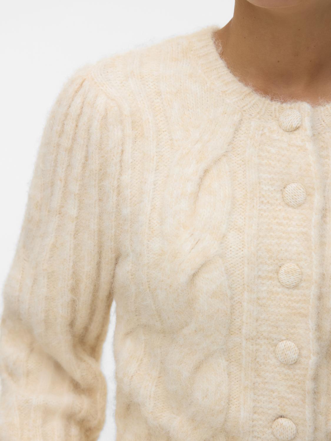 model_shot-detail