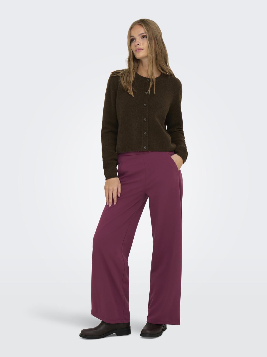 model_shot-front_full