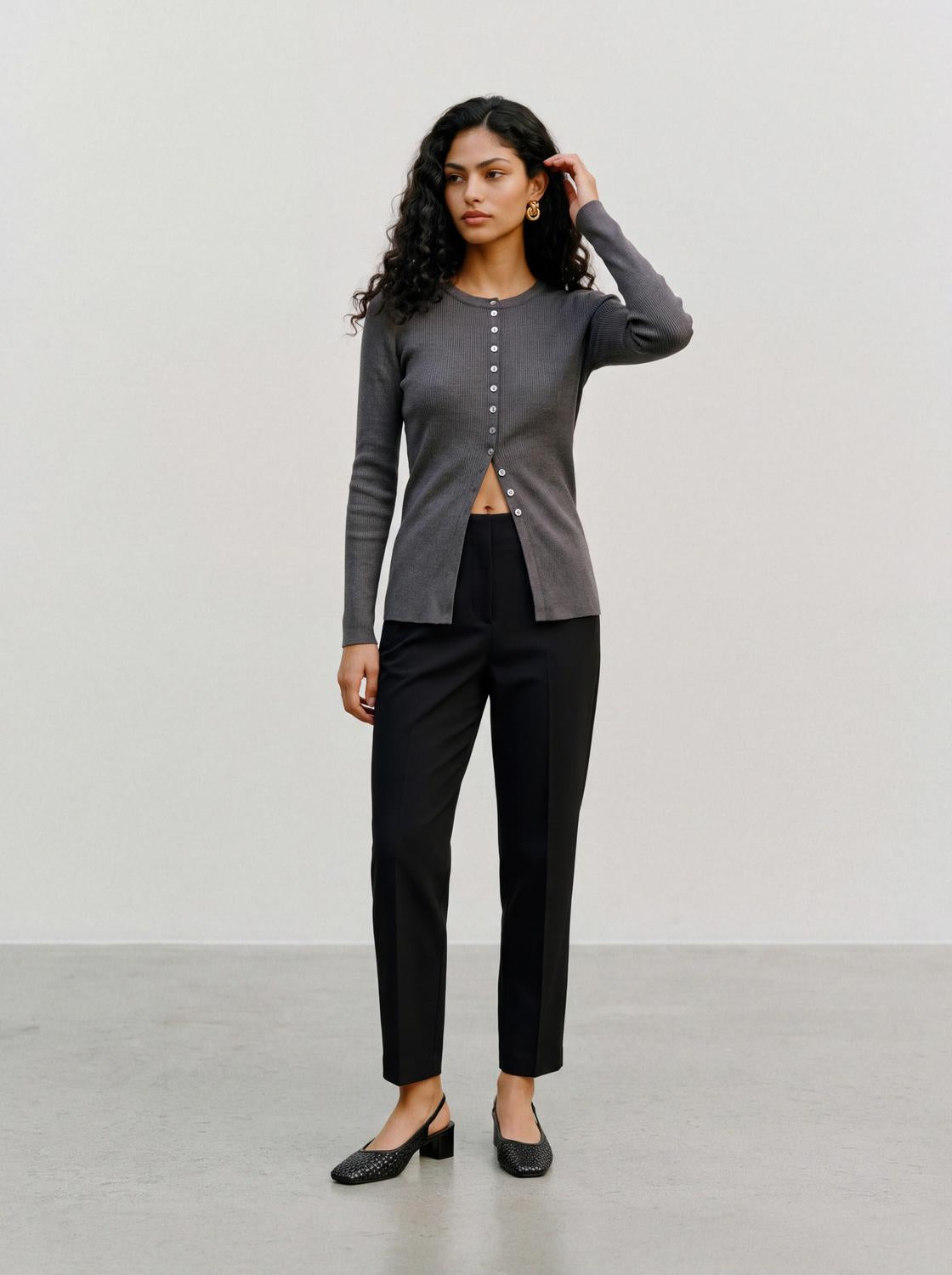 model_shot-front