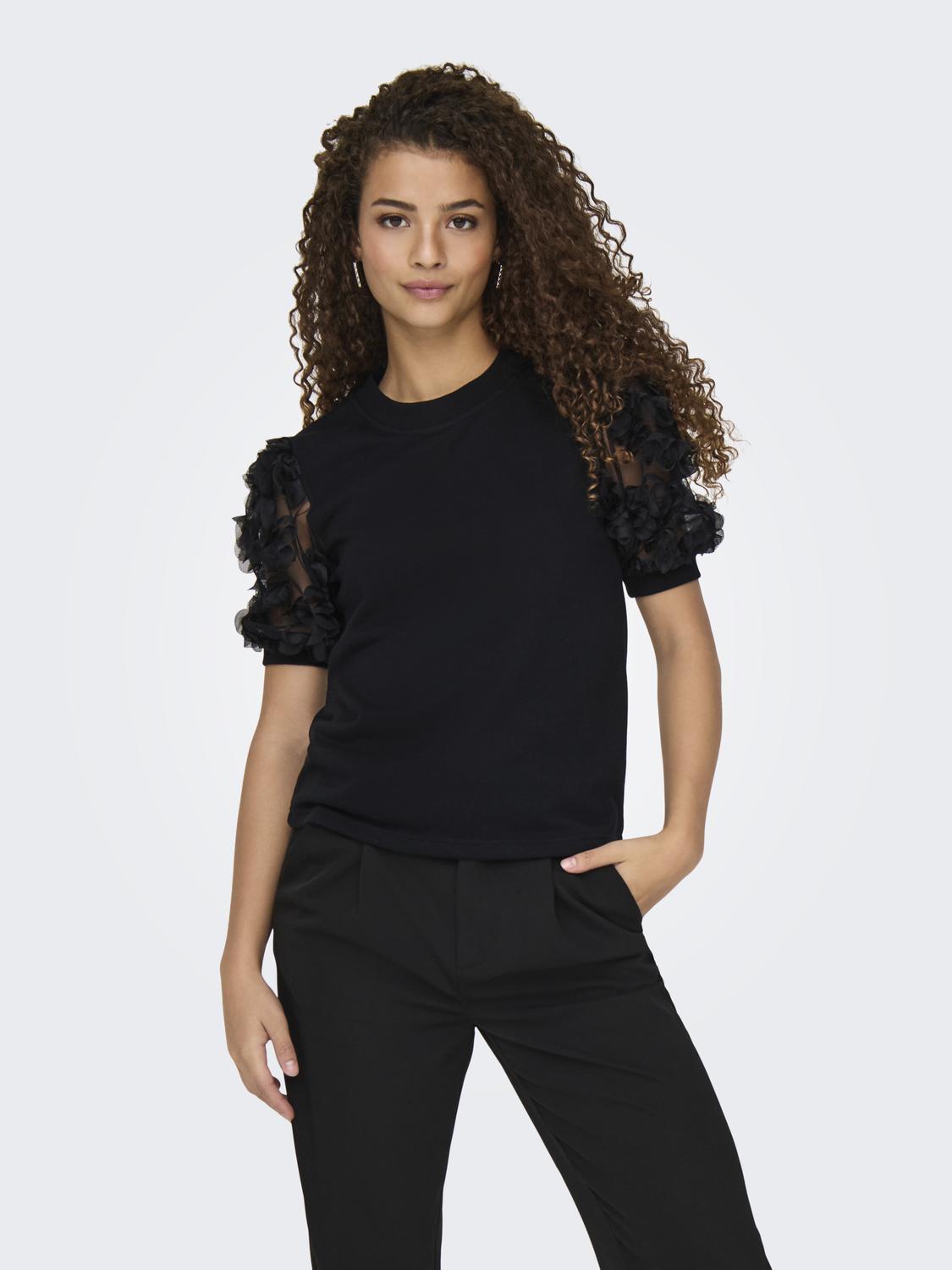 model_shot-front