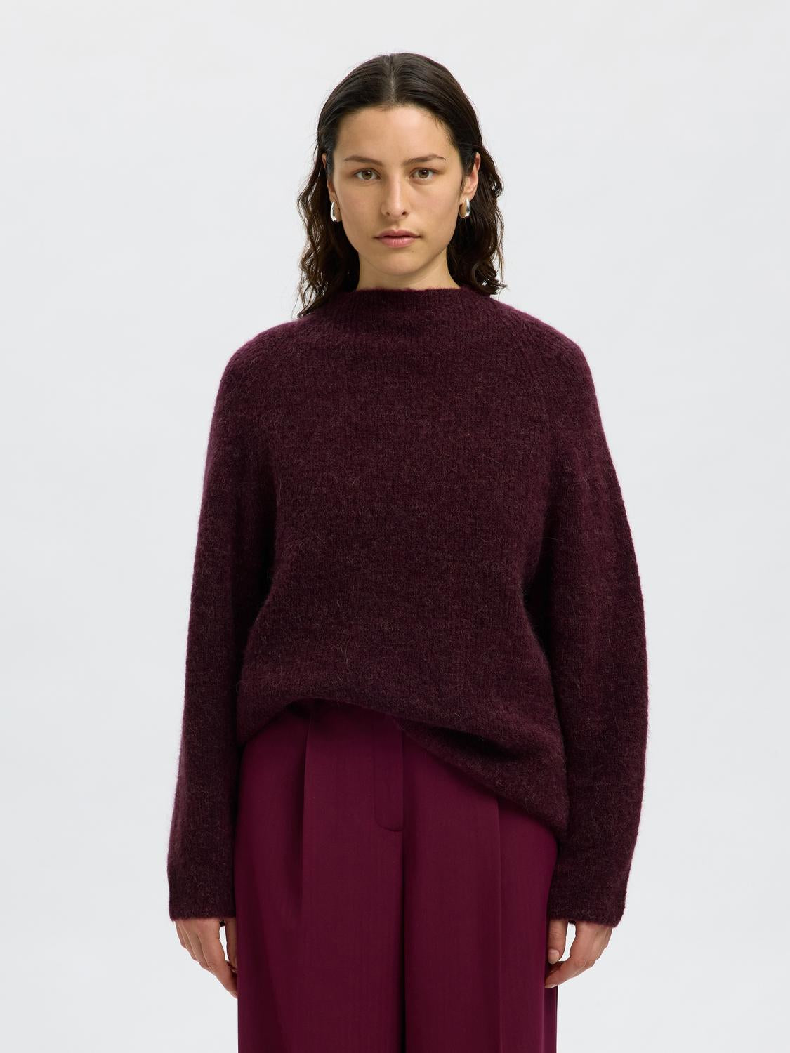 model_shot-front