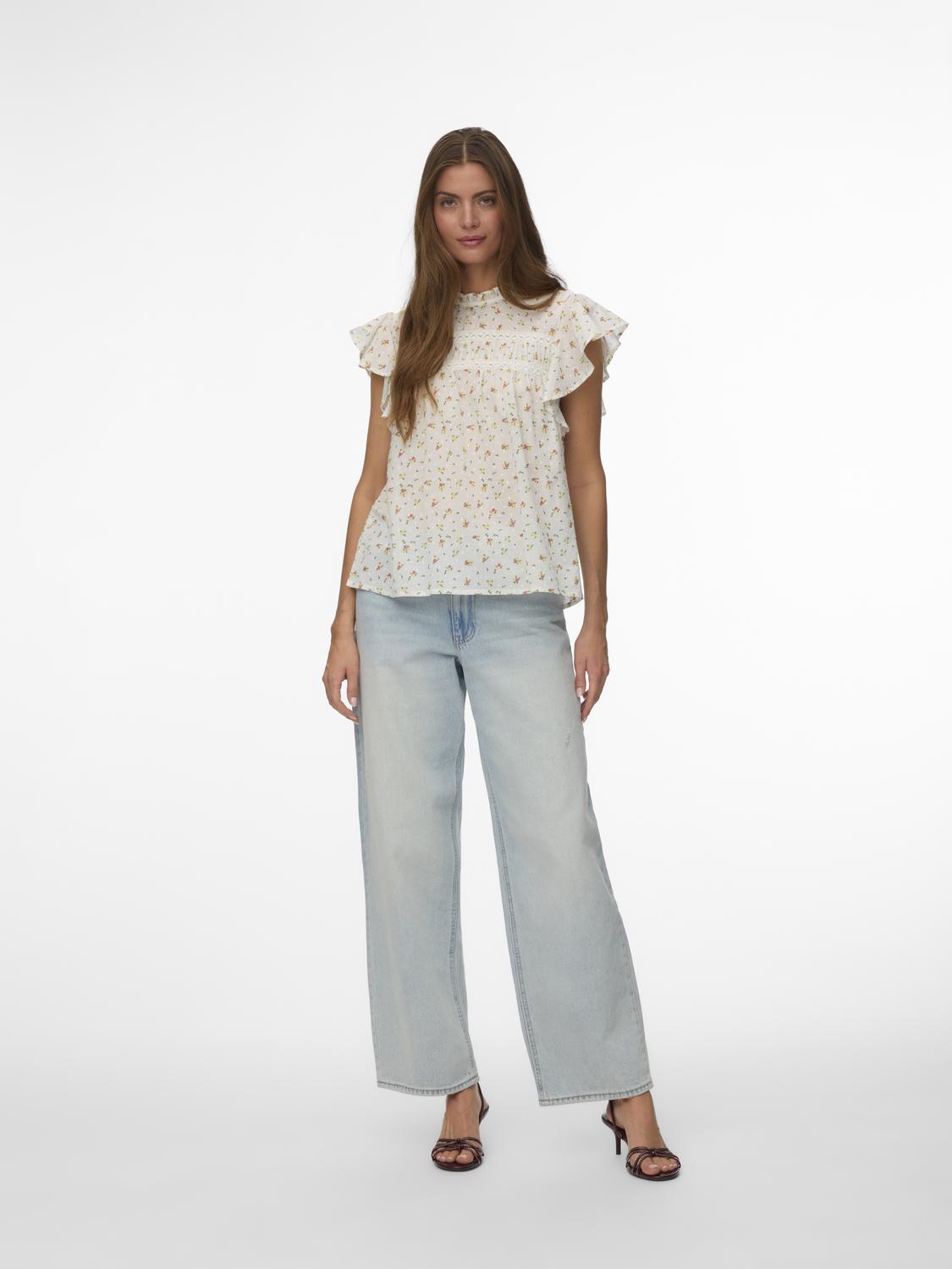 model_shot-front