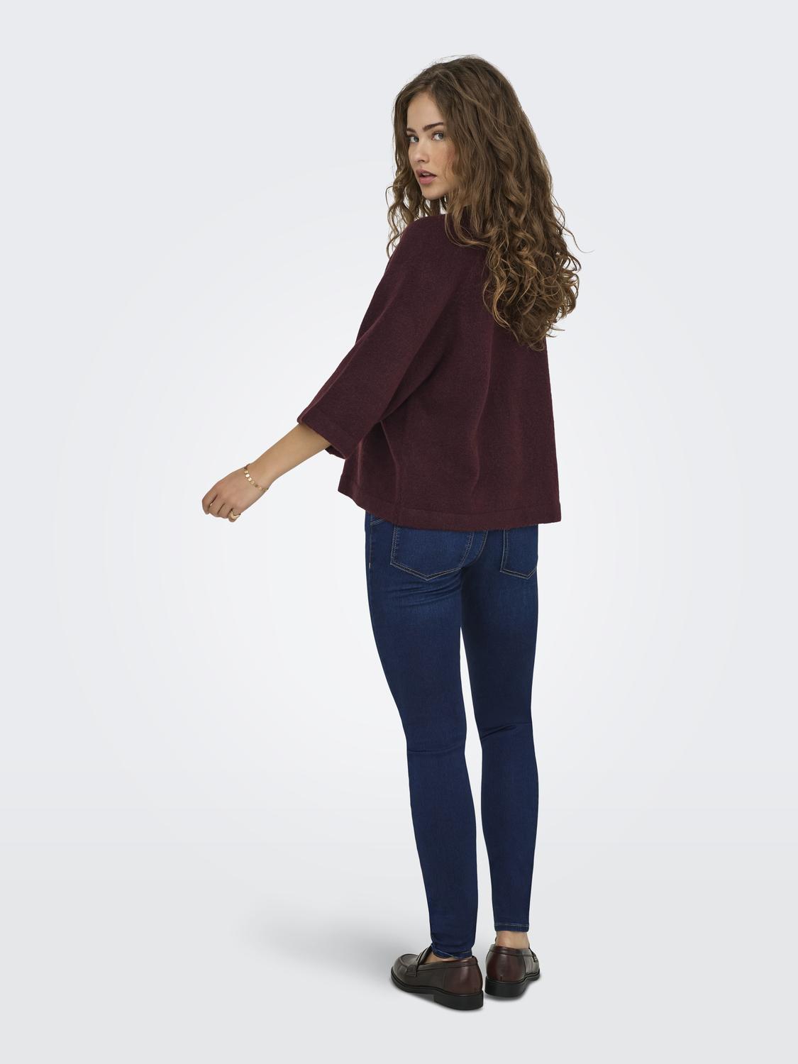 model_shot-back