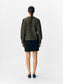 model_shot-back