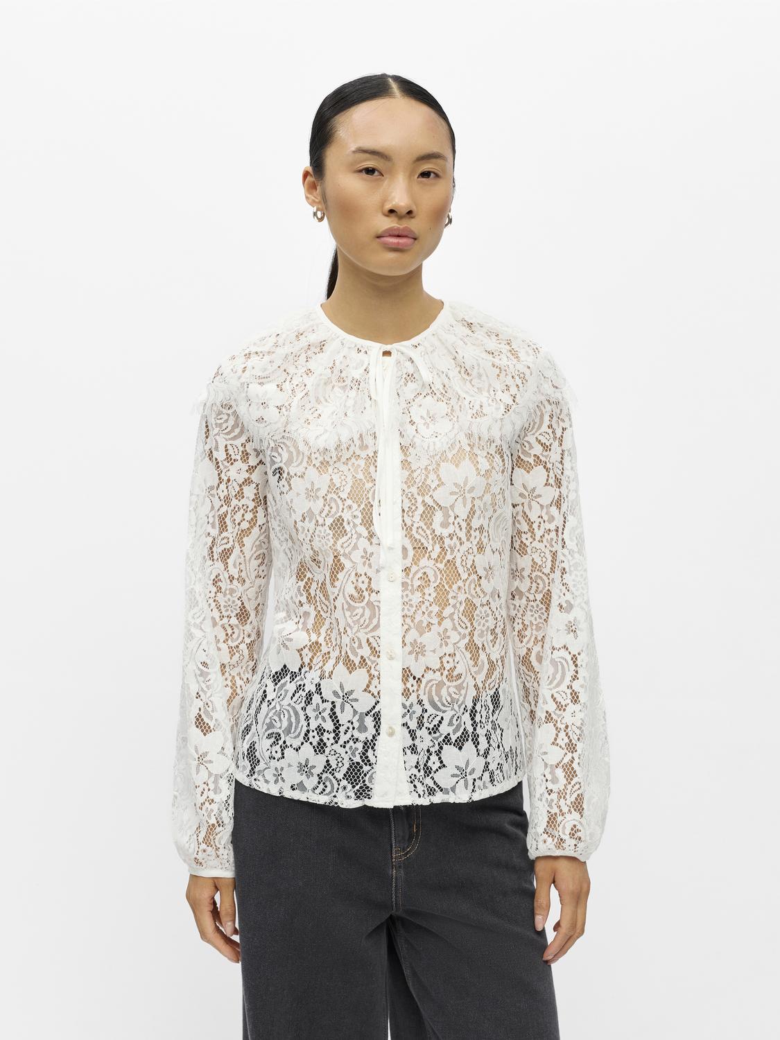 model_shot-front