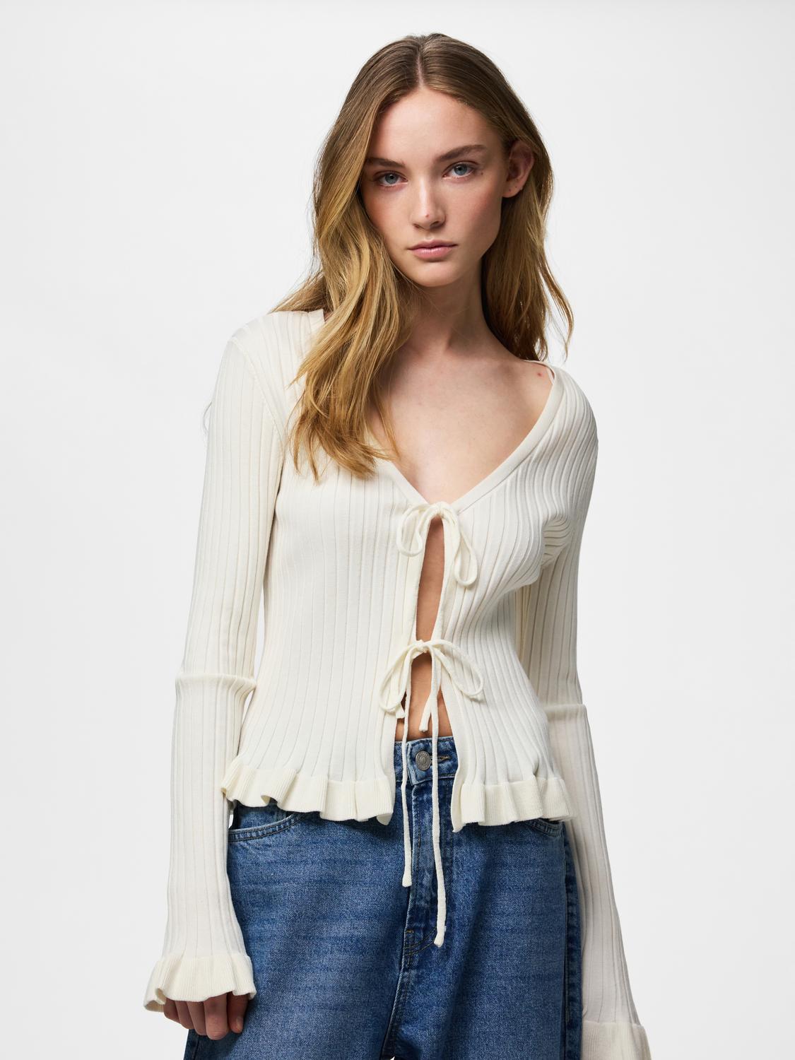 model_shot-front