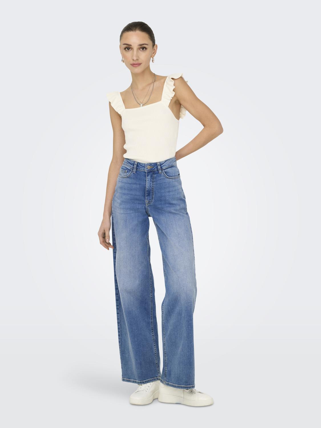 model_shot-front_full