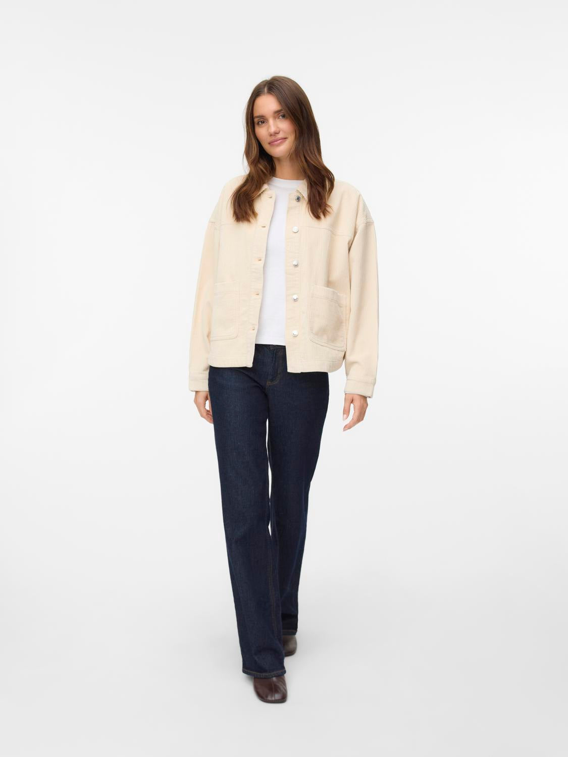 model_shot-front