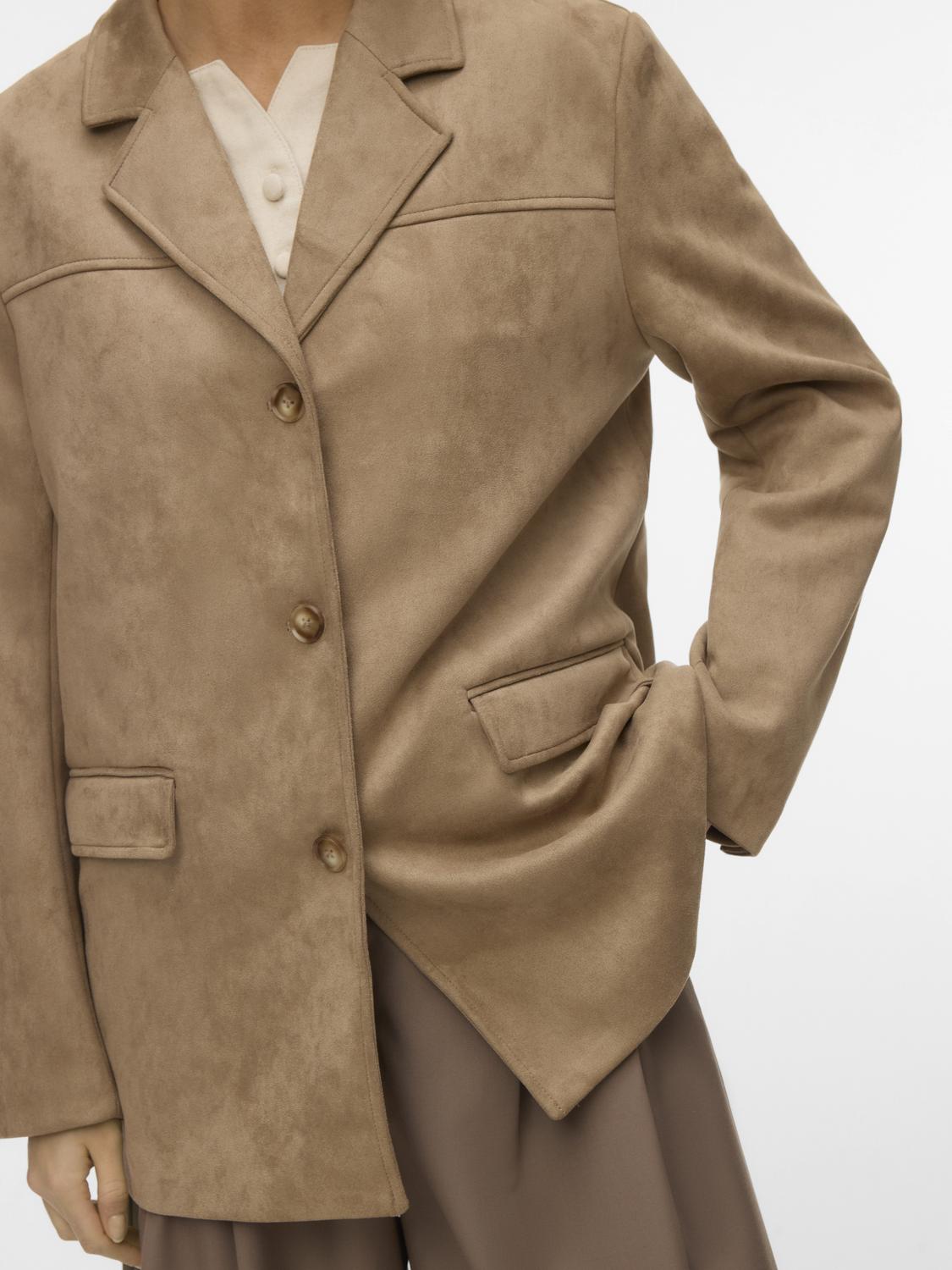 model_shot-detail