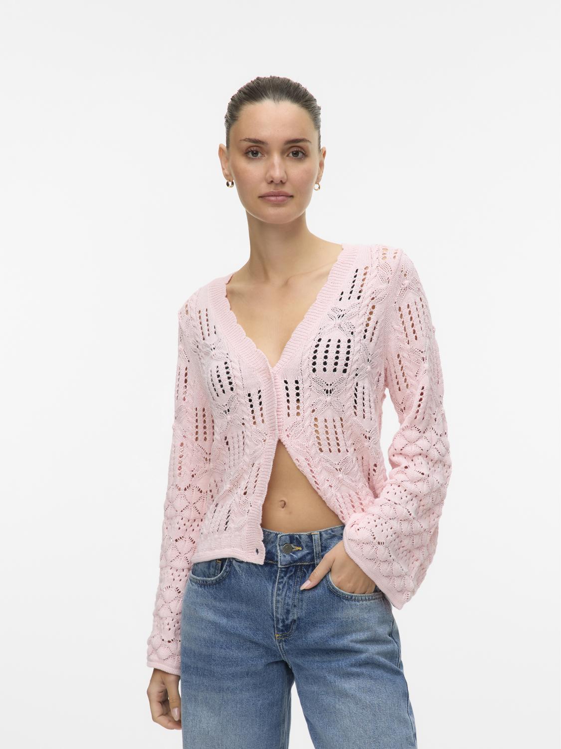 model_shot-front