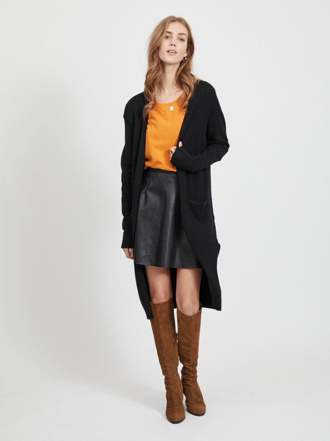 VIPEN Skirt - Black