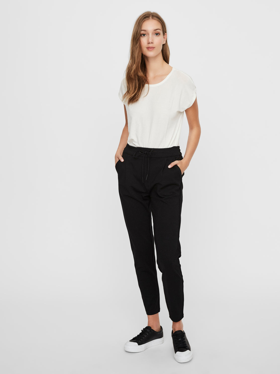 VMEVA Pants - Black